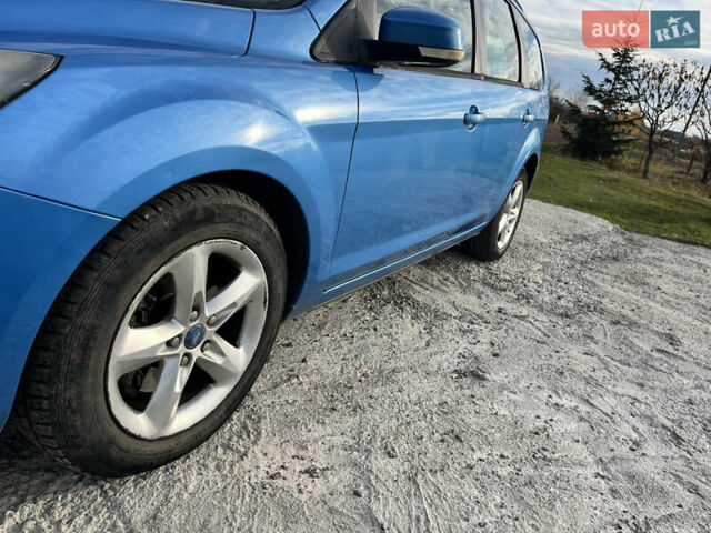 Синій Форд Фокус, об'ємом двигуна 2 л та пробігом 309 тис. км за 6800 $, фото 8 на Automoto.ua