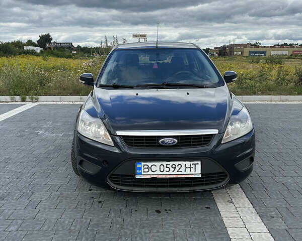 Синій Форд Фокус, об'ємом двигуна 1.6 л та пробігом 409 тис. км за 5500 $, фото 10 на Automoto.ua