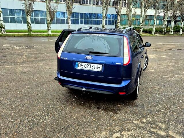 Синий Форд Фокус, объемом двигателя 1.6 л и пробегом 240 тыс. км за 6300 $, фото 1 на Automoto.ua