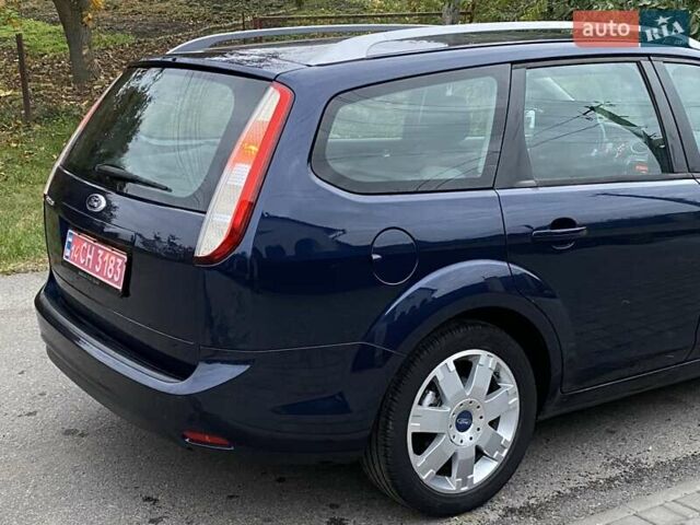 Синий Форд Фокус, объемом двигателя 1.6 л и пробегом 187 тыс. км за 6199 $, фото 4 на Automoto.ua