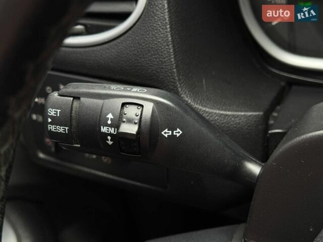 Синий Форд Фокус, объемом двигателя 1.6 л и пробегом 244 тыс. км за 4900 $, фото 24 на Automoto.ua