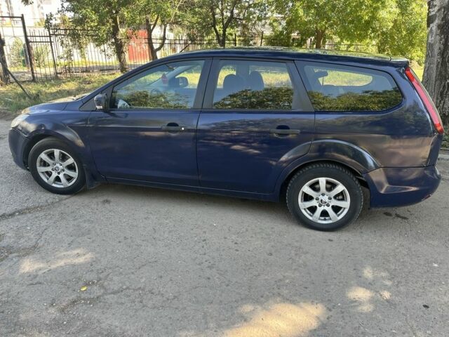 Синій Форд Фокус, об'ємом двигуна 1.6 л та пробігом 224 тис. км за 4000 $, фото 6 на Automoto.ua
