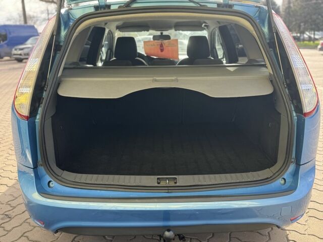 Синий Форд Фокус, объемом двигателя 1.6 л и пробегом 189 тыс. км за 6650 $, фото 14 на Automoto.ua