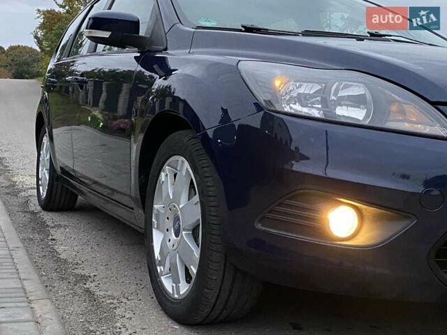 Синий Форд Фокус, объемом двигателя 1.6 л и пробегом 187 тыс. км за 6199 $, фото 10 на Automoto.ua