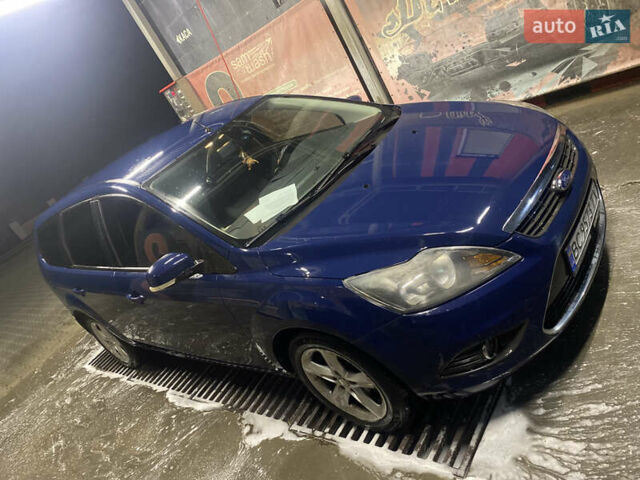 Синий Форд Фокус, объемом двигателя 1.56 л и пробегом 276 тыс. км за 5500 $, фото 6 на Automoto.ua