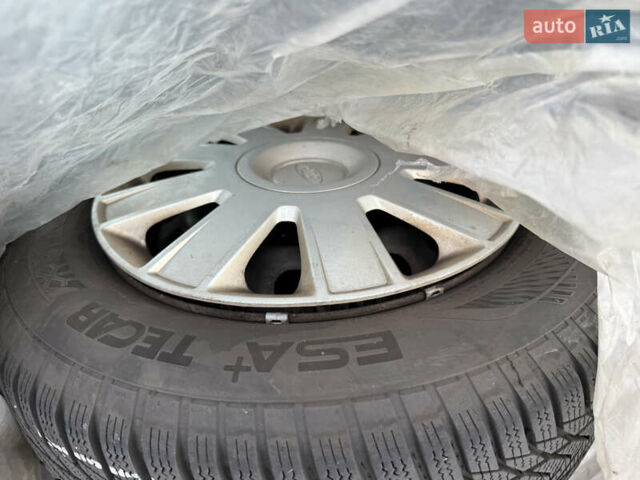 Синий Форд Фокус, объемом двигателя 1.8 л и пробегом 116 тыс. км за 7499 $, фото 20 на Automoto.ua