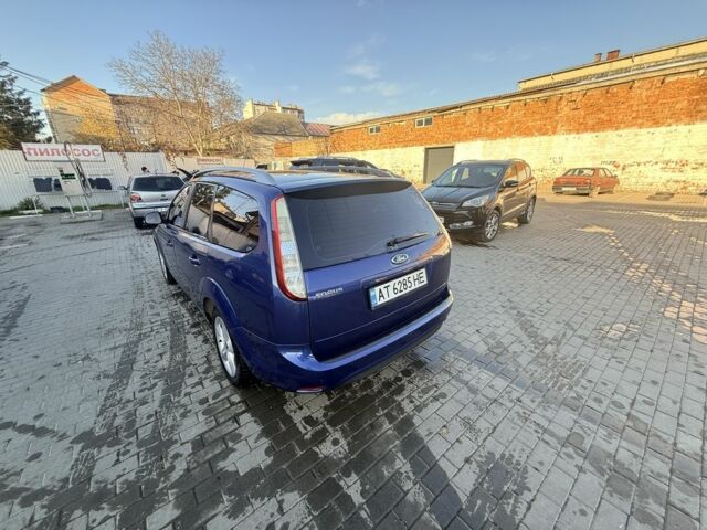 Синий Форд Фокус, объемом двигателя 1.6 л и пробегом 277 тыс. км за 5400 $, фото 4 на Automoto.ua