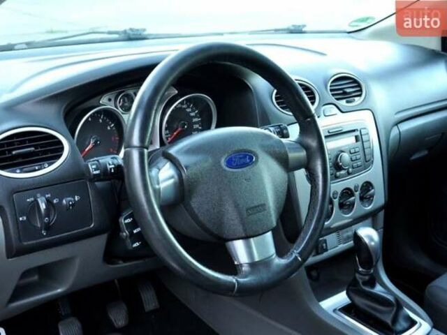 Синий Форд Фокус, объемом двигателя 1.6 л и пробегом 188 тыс. км за 6300 $, фото 19 на Automoto.ua