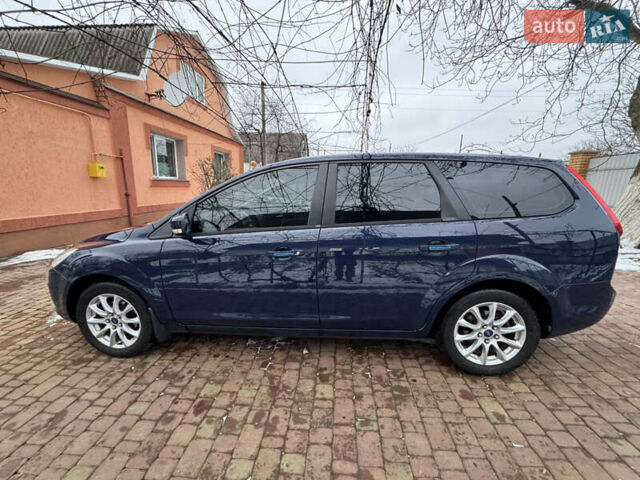 Синій Форд Фокус, об'ємом двигуна 1.6 л та пробігом 318 тис. км за 4600 $, фото 14 на Automoto.ua