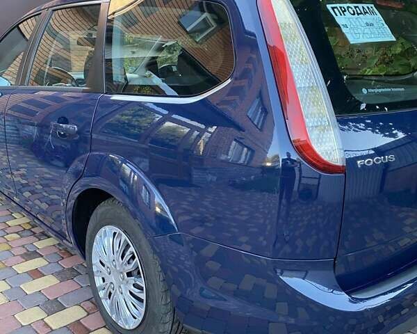 Синий Форд Фокус, объемом двигателя 1.56 л и пробегом 277 тыс. км за 6000 $, фото 3 на Automoto.ua
