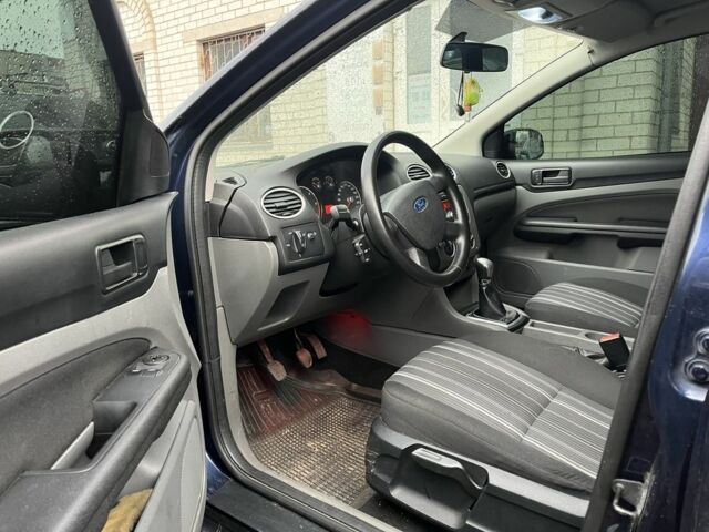 Синій Форд Фокус, об'ємом двигуна 1.6 л та пробігом 265 тис. км за 4800 $, фото 17 на Automoto.ua