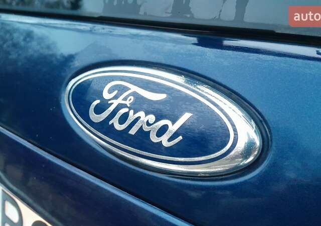 Синій Форд Фокус, об'ємом двигуна 1.6 л та пробігом 216 тис. км за 5450 $, фото 17 на Automoto.ua
