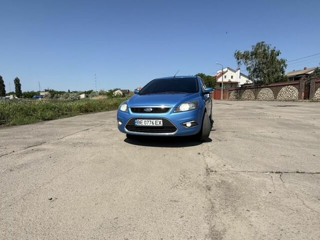 Синій Форд Фокус, об'ємом двигуна 1.6 л та пробігом 328 тис. км за 6000 $, фото 13 на Automoto.ua