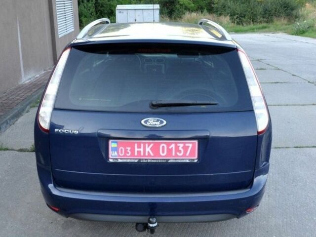 Синий Форд Фокус, объемом двигателя 1.6 л и пробегом 188 тыс. км за 5700 $, фото 6 на Automoto.ua