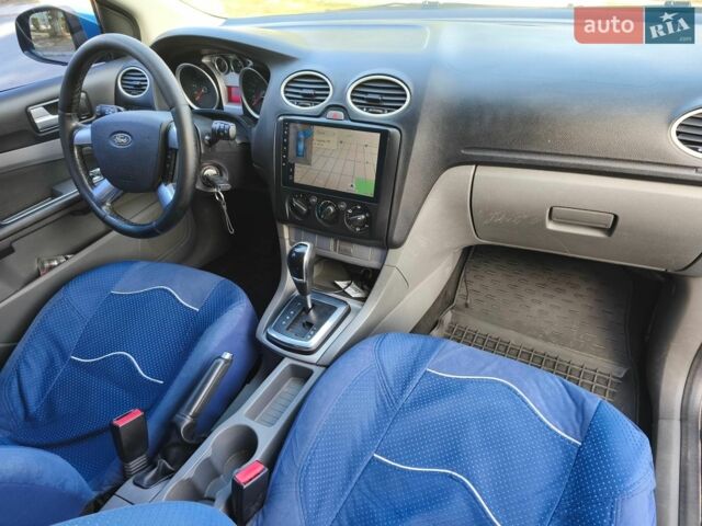 Синий Форд Фокус, объемом двигателя 2 л и пробегом 299 тыс. км за 5300 $, фото 5 на Automoto.ua