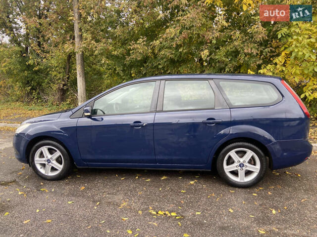 Синий Форд Фокус, объемом двигателя 1.6 л и пробегом 223 тыс. км за 6000 $, фото 7 на Automoto.ua