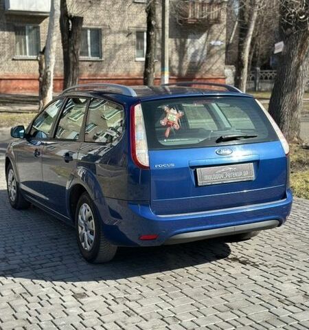 Синій Форд Фокус, об'ємом двигуна 1.6 л та пробігом 205 тис. км за 6700 $, фото 4 на Automoto.ua