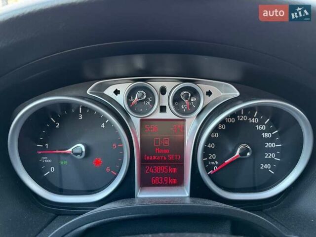 Синий Форд Фокус, объемом двигателя 1.56 л и пробегом 244 тыс. км за 6790 $, фото 18 на Automoto.ua