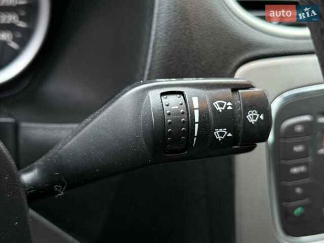 Синій Форд Фокус, об'ємом двигуна 1.6 л та пробігом 249 тис. км за 4900 $, фото 52 на Automoto.ua