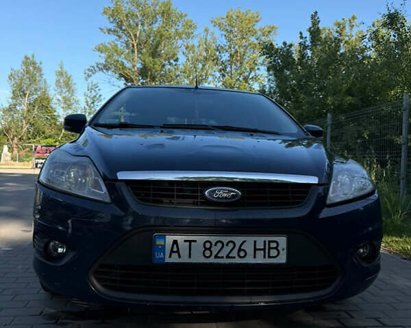 Синий Форд Фокус, объемом двигателя 1.56 л и пробегом 200 тыс. км за 3850 $, фото 1 на Automoto.ua