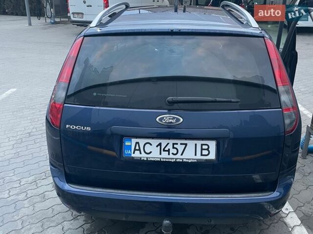 Синий Форд Фокус, объемом двигателя 1.6 л и пробегом 261 тыс. км за 5800 $, фото 4 на Automoto.ua