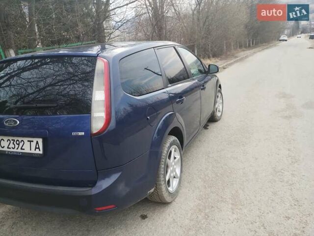 Синий Форд Фокус, объемом двигателя 1.8 л и пробегом 268 тыс. км за 5500 $, фото 3 на Automoto.ua