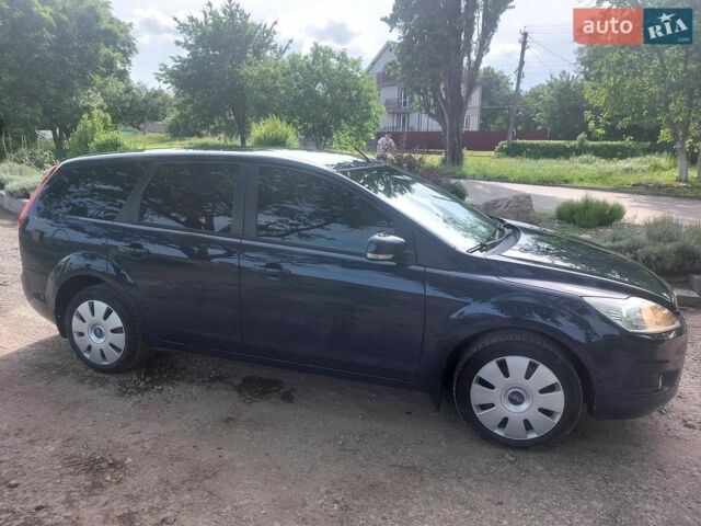Синій Форд Фокус, об'ємом двигуна 1.6 л та пробігом 280 тис. км за 6700 $, фото 7 на Automoto.ua