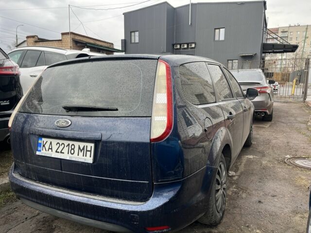 Синій Форд Фокус, об'ємом двигуна 1.6 л та пробігом 265 тис. км за 4800 $, фото 8 на Automoto.ua