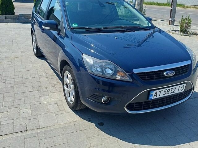 Синій Форд Фокус, об'ємом двигуна 1.56 л та пробігом 229 тис. км за 6100 $, фото 2 на Automoto.ua