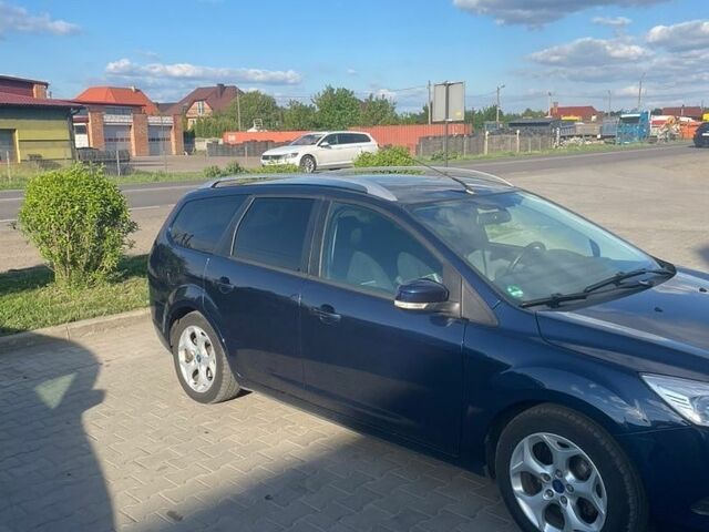 Синій Форд Фокус, об'ємом двигуна 1.6 л та пробігом 264 тис. км за 5300 $, фото 3 на Automoto.ua
