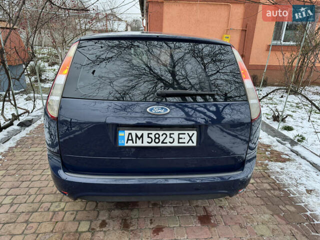 Синій Форд Фокус, об'ємом двигуна 1.6 л та пробігом 318 тис. км за 4600 $, фото 3 на Automoto.ua