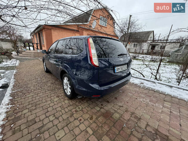 Синій Форд Фокус, об'ємом двигуна 1.6 л та пробігом 318 тис. км за 4600 $, фото 17 на Automoto.ua