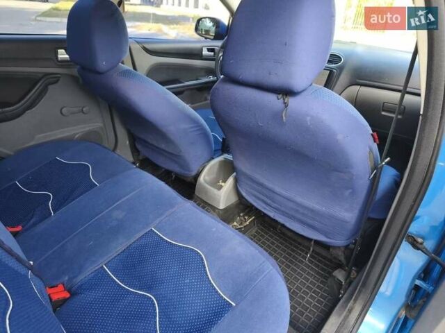 Синій Форд Фокус, об'ємом двигуна 2 л та пробігом 326 тис. км за 6500 $, фото 4 на Automoto.ua