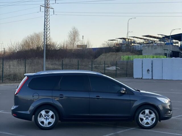 Синій Форд Фокус, об'ємом двигуна 1.6 л та пробігом 240 тис. км за 6699 $, фото 4 на Automoto.ua