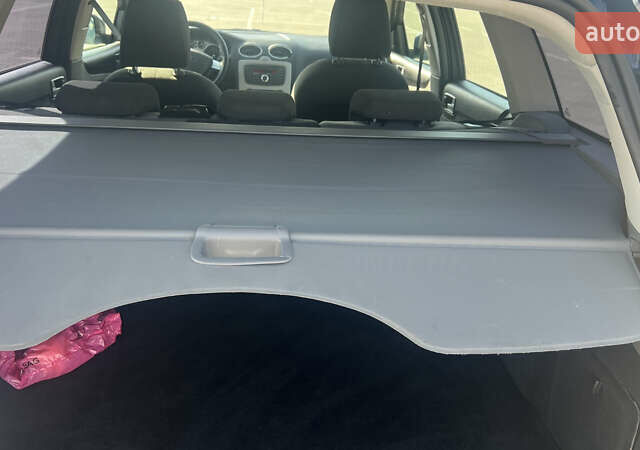 Синій Форд Фокус, об'ємом двигуна 1.8 л та пробігом 228 тис. км за 4800 $, фото 17 на Automoto.ua