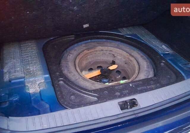 Синій Форд Фокус, об'ємом двигуна 1.6 л та пробігом 216 тис. км за 5450 $, фото 42 на Automoto.ua