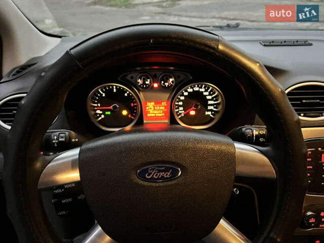 Синій Форд Фокус, об'ємом двигуна 1.56 л та пробігом 241 тис. км за 6599 $, фото 13 на Automoto.ua