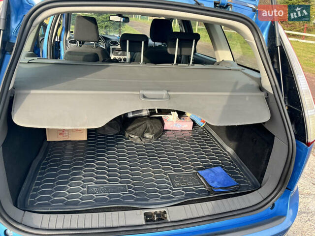 Синій Форд Фокус, об'ємом двигуна 2 л та пробігом 309 тис. км за 6800 $, фото 19 на Automoto.ua