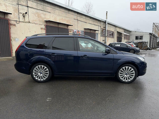 Синий Форд Фокус, объемом двигателя 1.6 л и пробегом 200 тыс. км за 7200 $, фото 7 на Automoto.ua