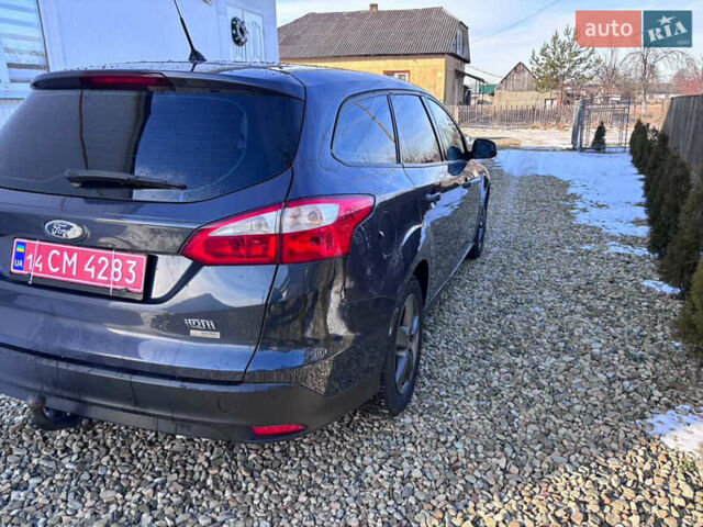 Синий Форд Фокус, объемом двигателя 1.6 л и пробегом 235 тыс. км за 6950 $, фото 4 на Automoto.ua