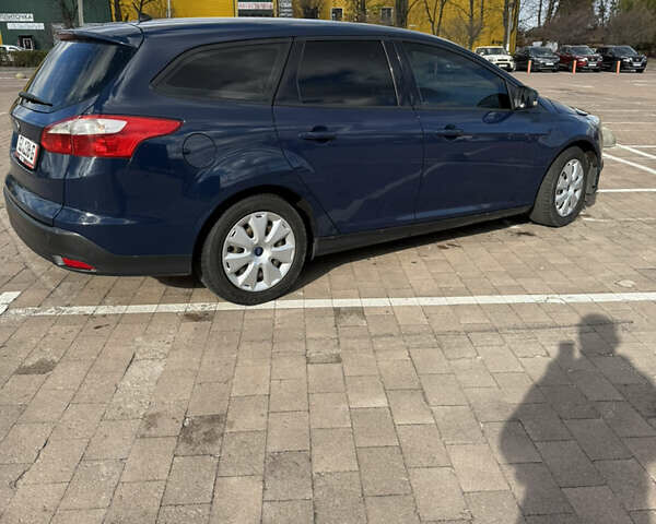 Синий Форд Фокус, объемом двигателя 1.6 л и пробегом 326 тыс. км за 6200 $, фото 7 на Automoto.ua