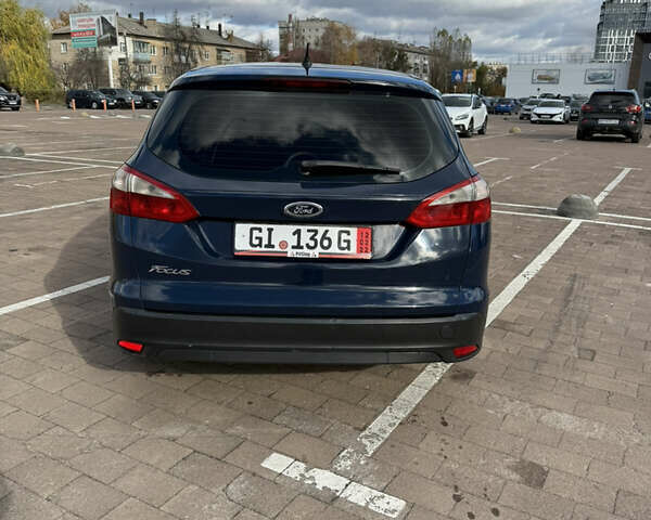 Синий Форд Фокус, объемом двигателя 0 л и пробегом 218 тыс. км за 6100 $, фото 7 на Automoto.ua