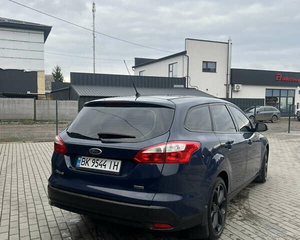 Синій Форд Фокус, об'ємом двигуна 1.56 л та пробігом 240 тис. км за 7400 $, фото 6 на Automoto.ua
