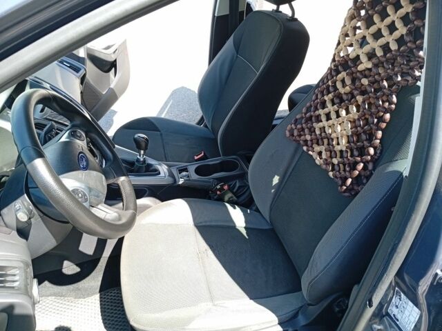 Синій Форд Фокус, об'ємом двигуна 1.6 л та пробігом 250 тис. км за 6250 $, фото 12 на Automoto.ua