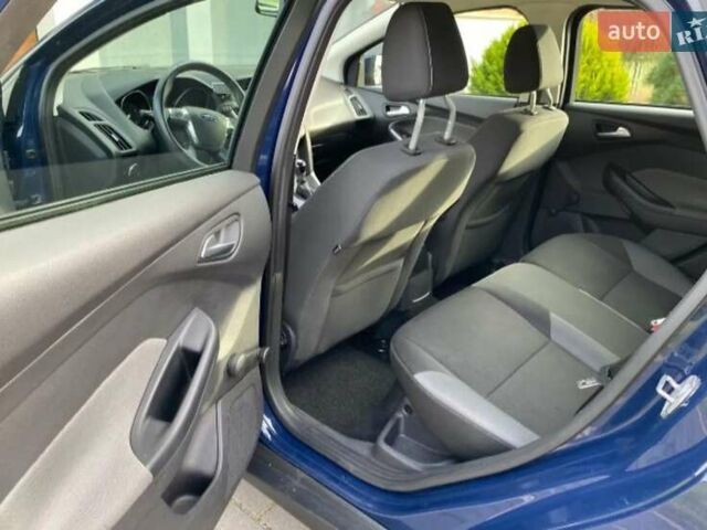 Синий Форд Фокус, объемом двигателя 1.6 л и пробегом 115 тыс. км за 7800 $, фото 7 на Automoto.ua