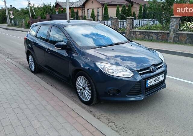 Синий Форд Фокус, объемом двигателя 1.6 л и пробегом 248 тыс. км за 5550 $, фото 15 на Automoto.ua