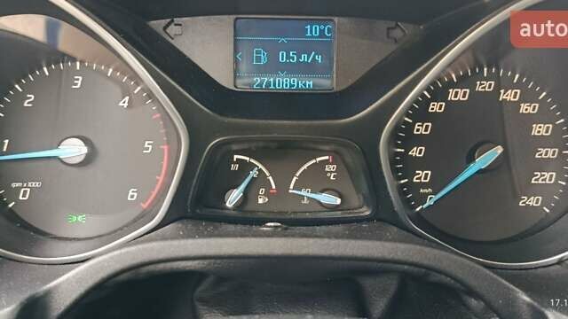 Синий Форд Фокус, объемом двигателя 1.6 л и пробегом 271 тыс. км за 6800 $, фото 3 на Automoto.ua