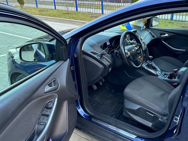 Синий Форд Фокус, объемом двигателя 1.6 л и пробегом 217 тыс. км за 7600 $, фото 7 на Automoto.ua