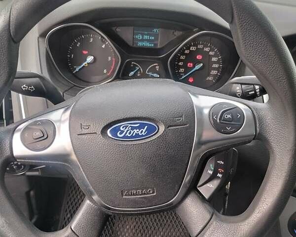 Синій Форд Фокус, об'ємом двигуна 1.56 л та пробігом 207 тис. км за 4300 $, фото 5 на Automoto.ua