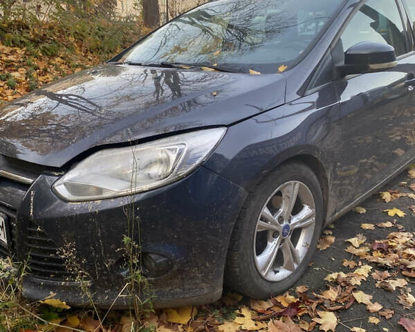 Синий Форд Фокус, объемом двигателя 1.56 л и пробегом 139 тыс. км за 3000 $, фото 3 на Automoto.ua